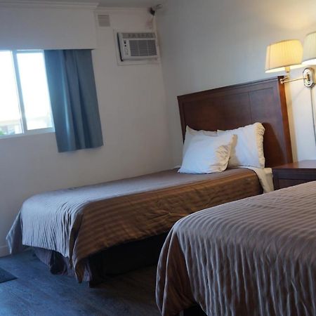 Westward Inn & Suites Langley Exteriér fotografie